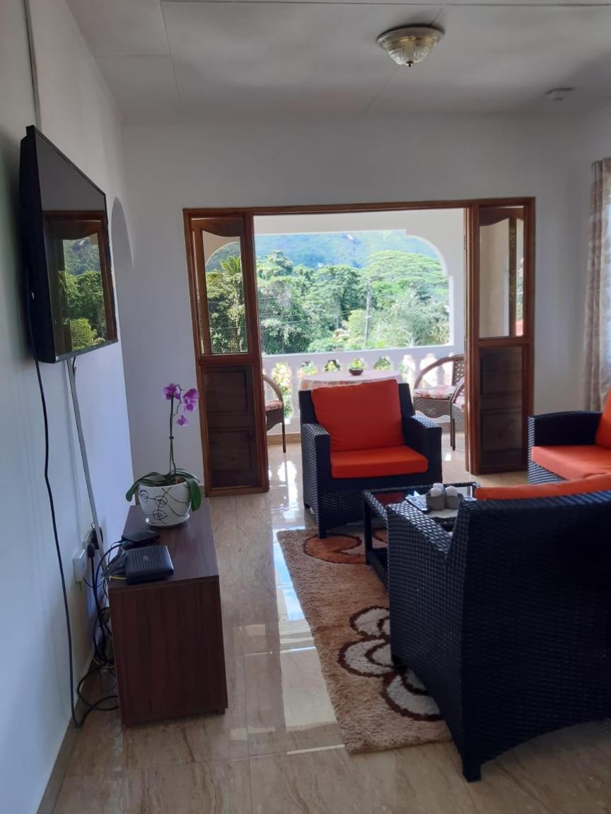 Josies Cottage Beau Vallon  Bagian luar foto