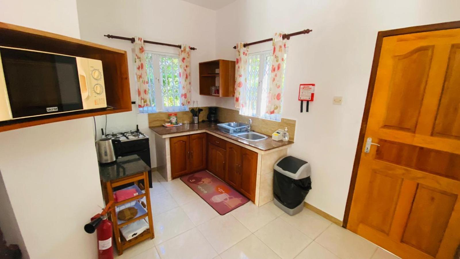 Josies Cottage Beau Vallon  Bagian luar foto